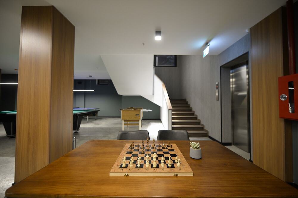 Даниспараули: Alliance Villa