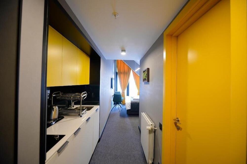 Даниспараули: Alliance Villa