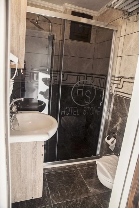 Тургутрейс: Stone Otel
