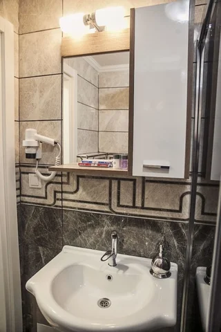 Тургутрейс: Stone Otel