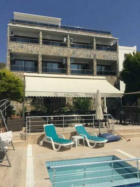 Тургутрейс: Stone Otel