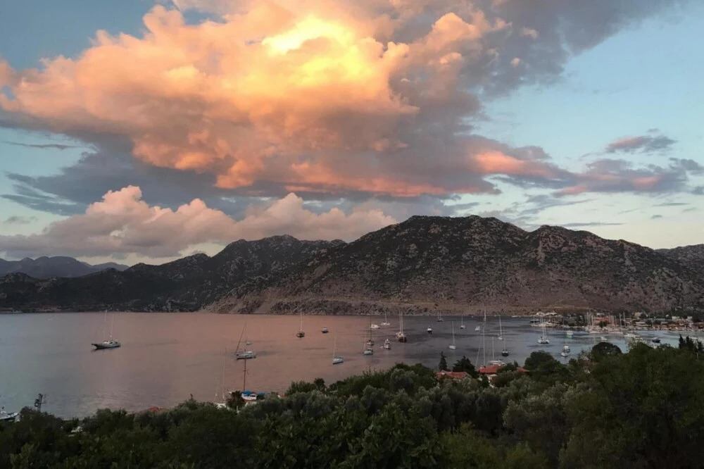 Селимийе: Superb Room With Mesmerizing View in Selimiye