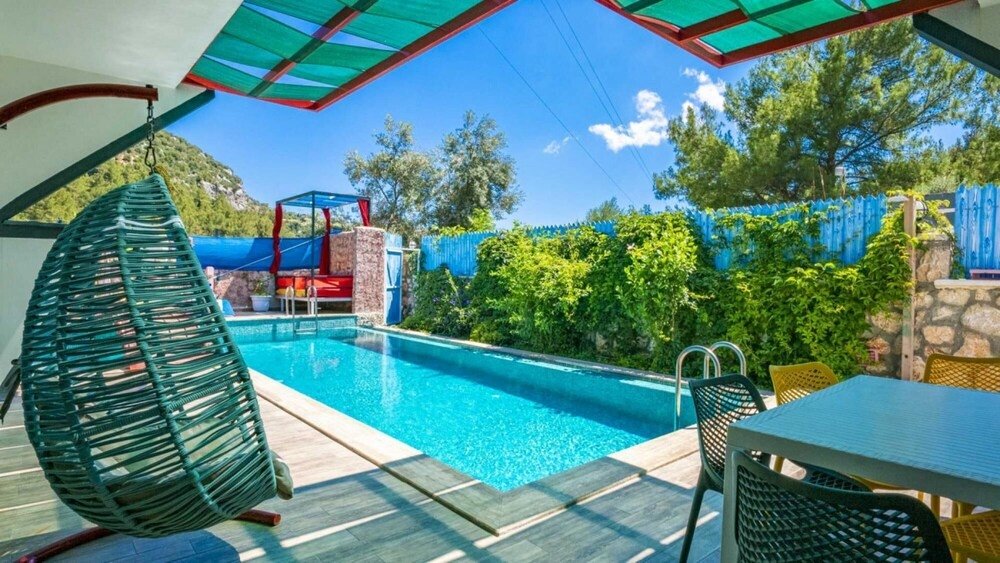 Villa With Pool Jacuzzi and Sea View in Kas — фото 1
