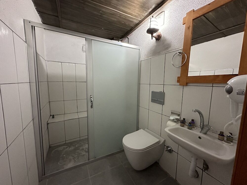 Чавушин: Atax Cave Otel