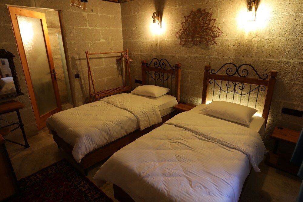 Чавушин: Atax Cave Otel