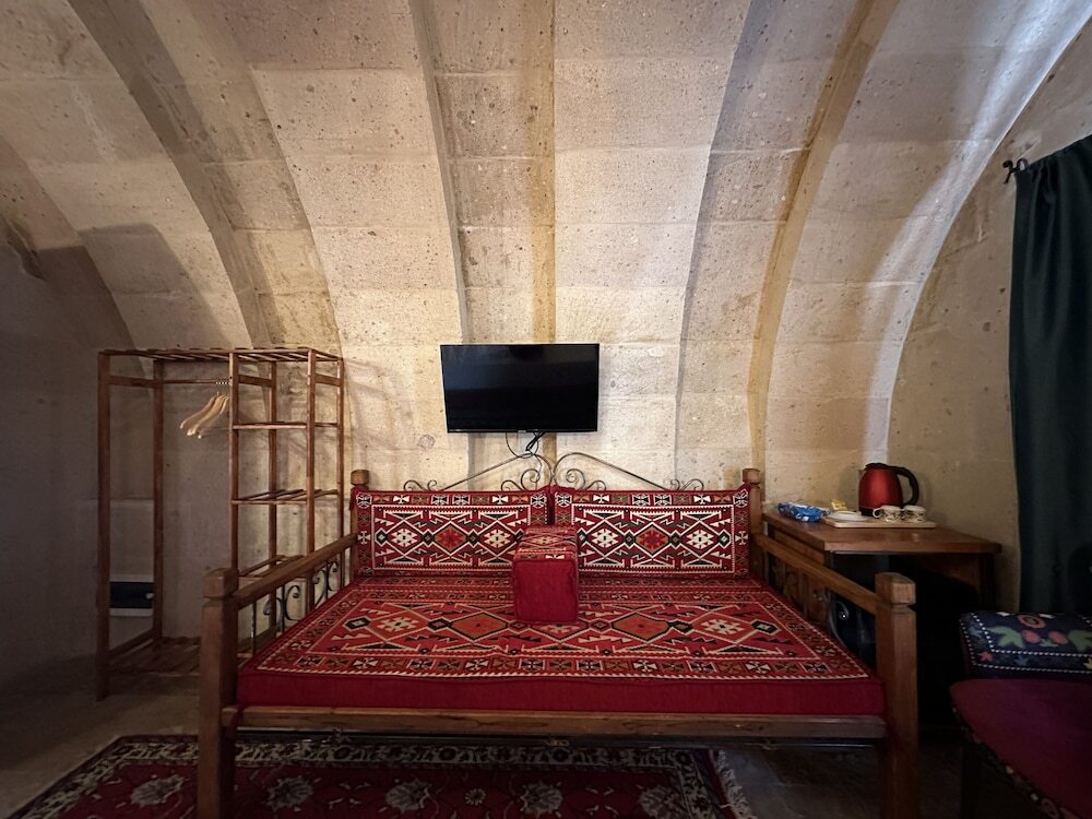 Чавушин: Atax Cave Otel