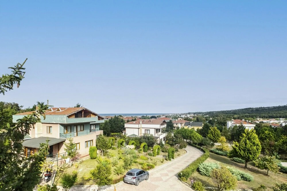 Сайл: Remarkable Villa Close to Beach With Pool in Sile