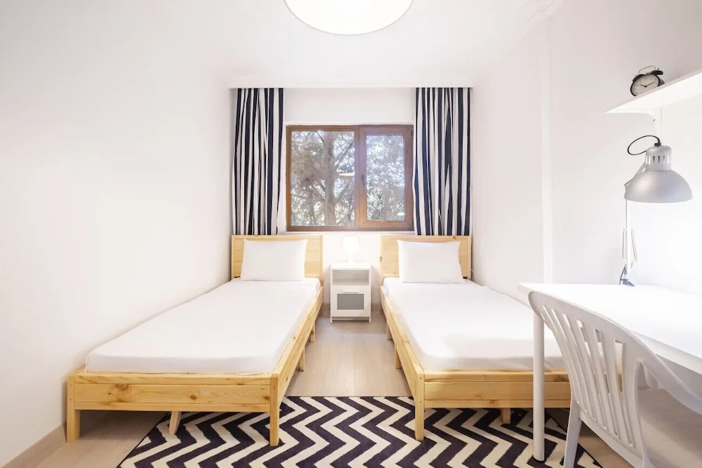 Сайл: Remarkable Villa Close to Beach With Pool in Sile