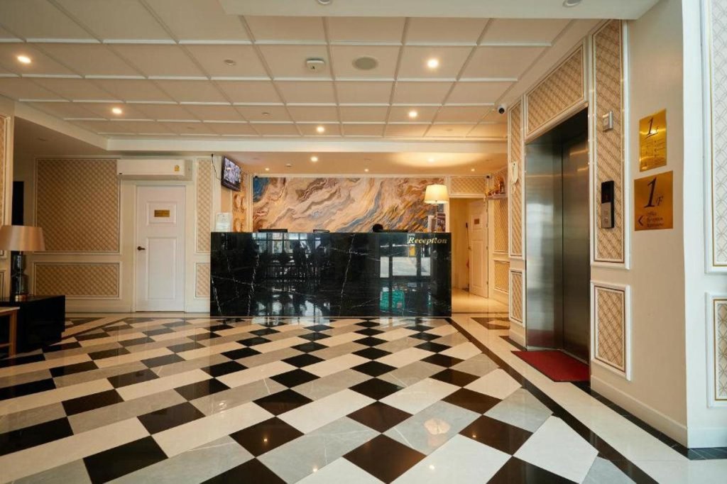 Бангкок: Rose Apple Hotel