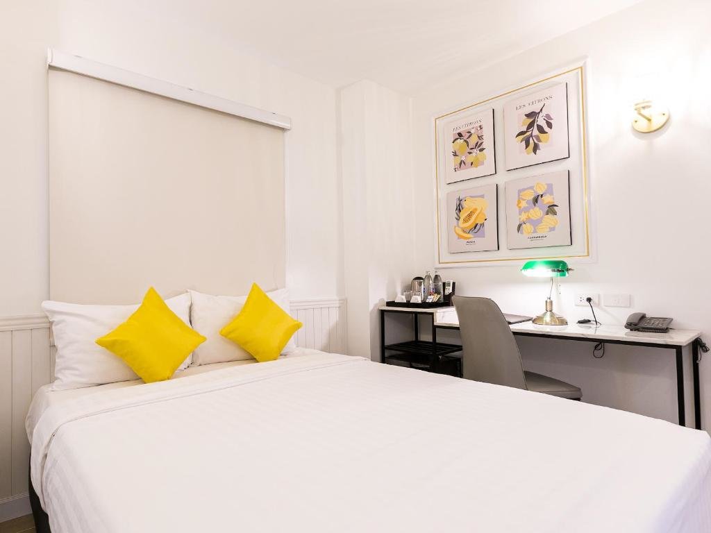 Бангкок: Rose Apple Hotel
