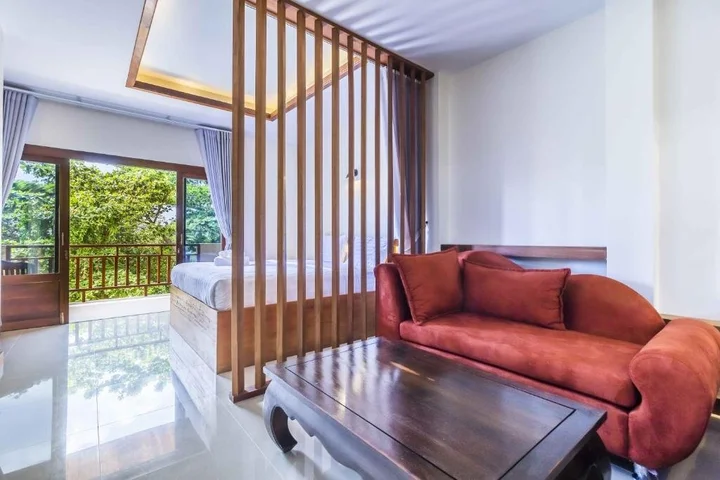 Остров Тау: Wyh Hotel