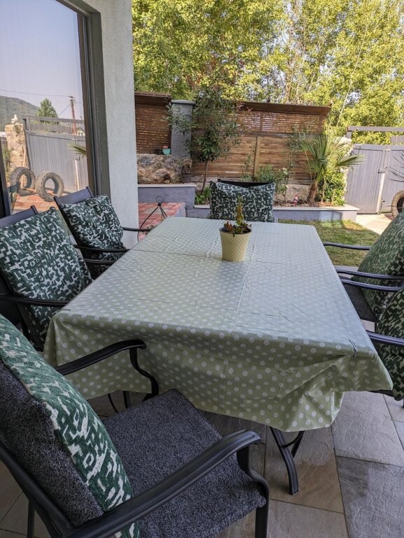 Инегол: Turkish Retreat