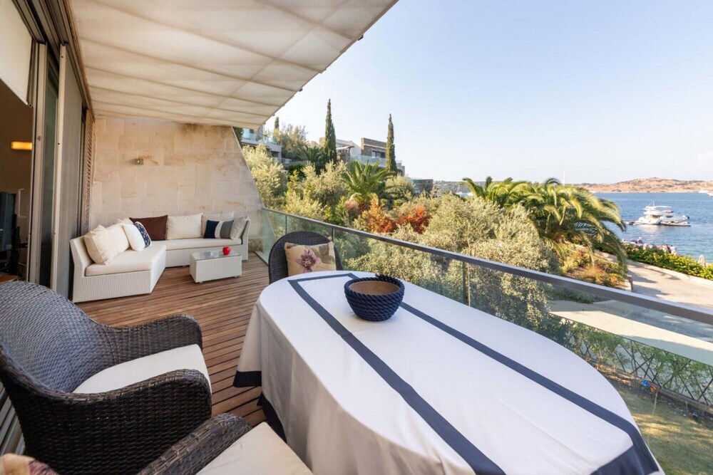 Голькой: Regal Home With Shared Pool Near Beach in Bodrum