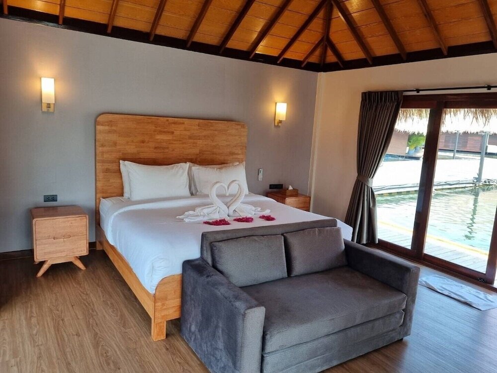 Тха Кра Дан: Ruknam Resort