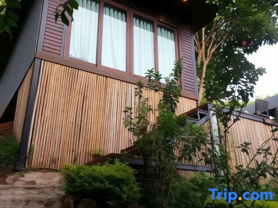 Тха Кра Дан: Ruknam Resort