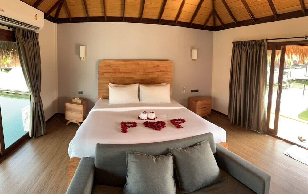 Тха Кра Дан: Ruknam Resort