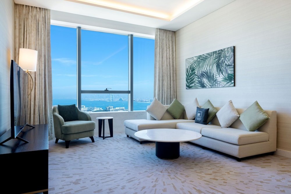 Дубай: Maison Privee - Luxury Apt w/ Fabulous Views over Palm Jumeirah