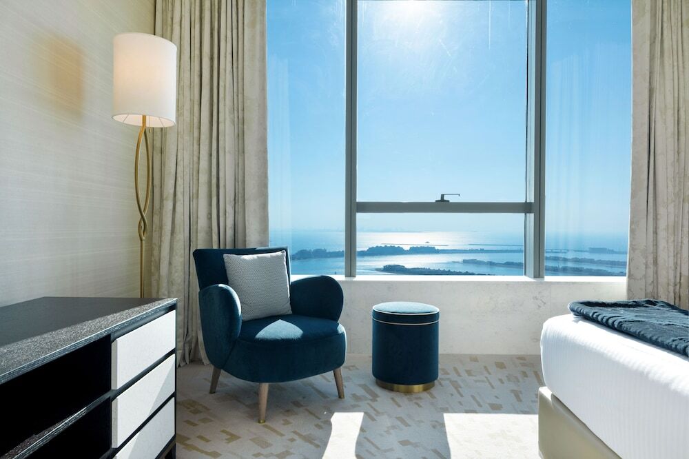 Дубай: Maison Privee - Luxury Apt w/ Fabulous Views over Palm Jumeirah