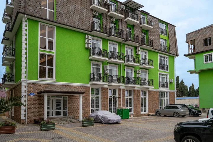Сириус: Апартаменты Red Apartments Арт Лайт Розен