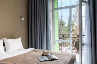 Сириус: Апартаменты Red Apartments Арт Лайт Розен