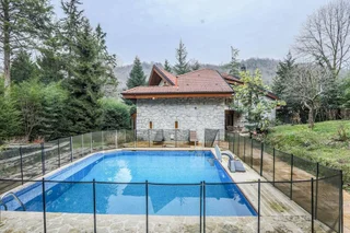 Сайл: Spacious Private Villa With Pool in Sile