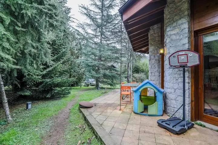Сайл: Spacious Private Villa With Pool in Sile