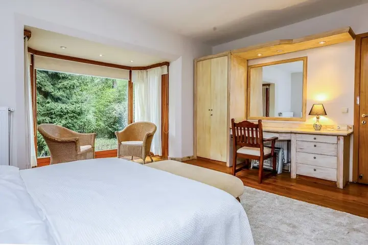 Сайл: Spacious Private Villa With Pool in Sile