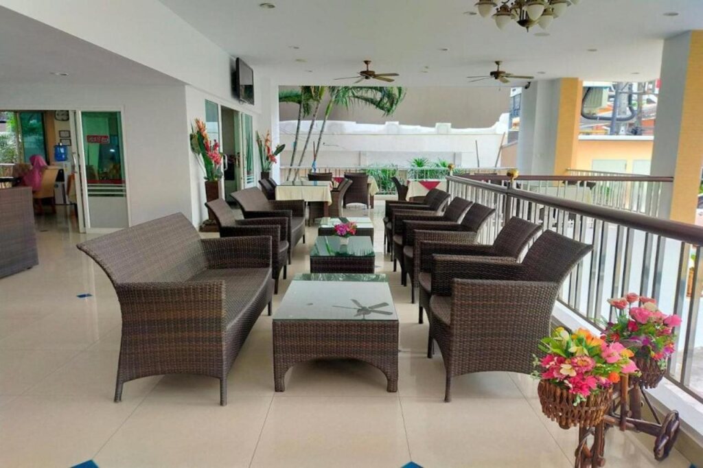 Паттайя: Soi 2 inn Pattaya