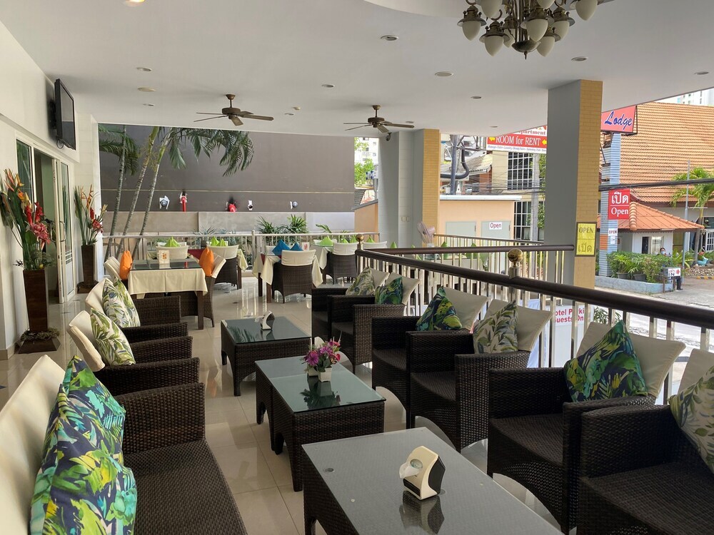 Паттайя: Soi 2 inn Pattaya