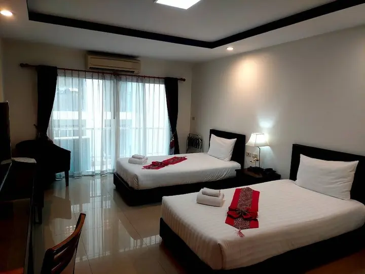 Паттайя: Soi 2 inn Pattaya