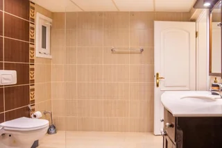 Измир: Spacious Flat With Sea View In Zmir Karsiyaka