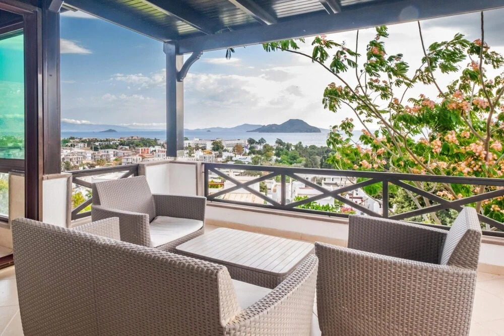 Тургутрейс: Cozy Flat With Sea View and Shared Pool in Bodrum