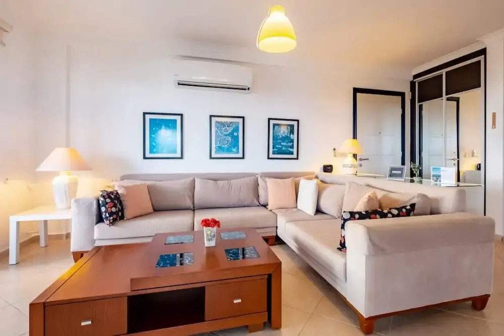 Cozy Flat With Sea View and Shared Pool in Bodrum — фото 4