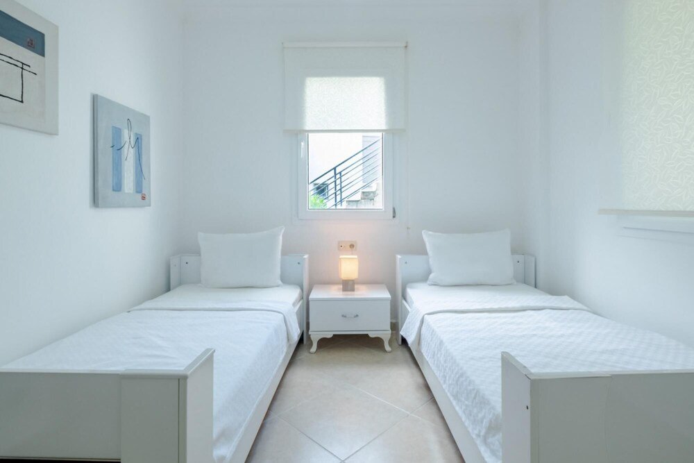 Тургутрейс: Flat With Sea View and Shared Pool in Bodrum