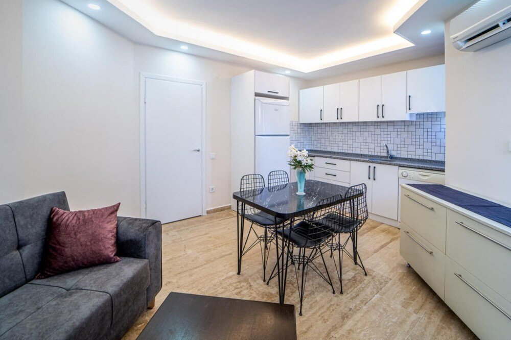 Фетхие: Charming Flat With Shared Pool in Oludeniz