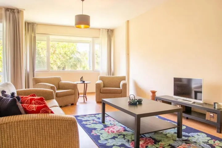 Измир: Lovely Flat near Public Transportation in Izmir