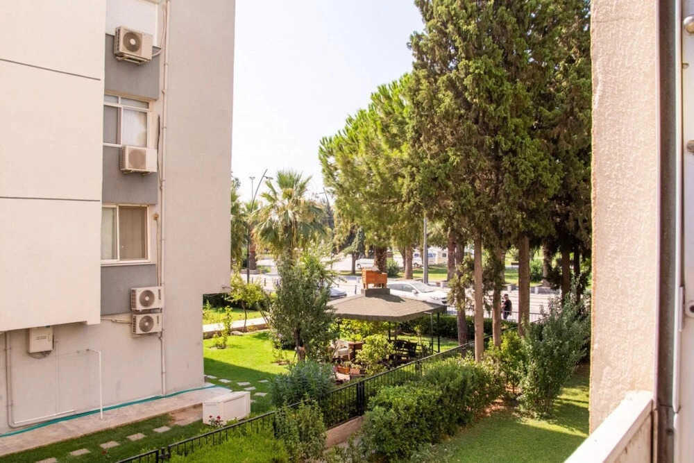 Измир: Lovely Flat near Public Transportation in Izmir