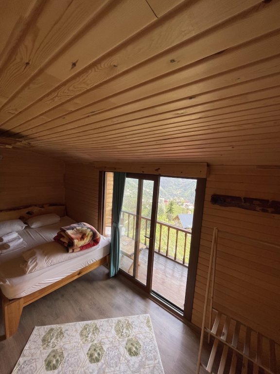 Чамлыхемшин: Gulesen Otel