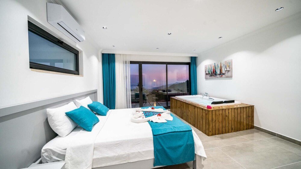 Исламлар: Chic Villa With Pools Jacuzzi Nature View in Kas