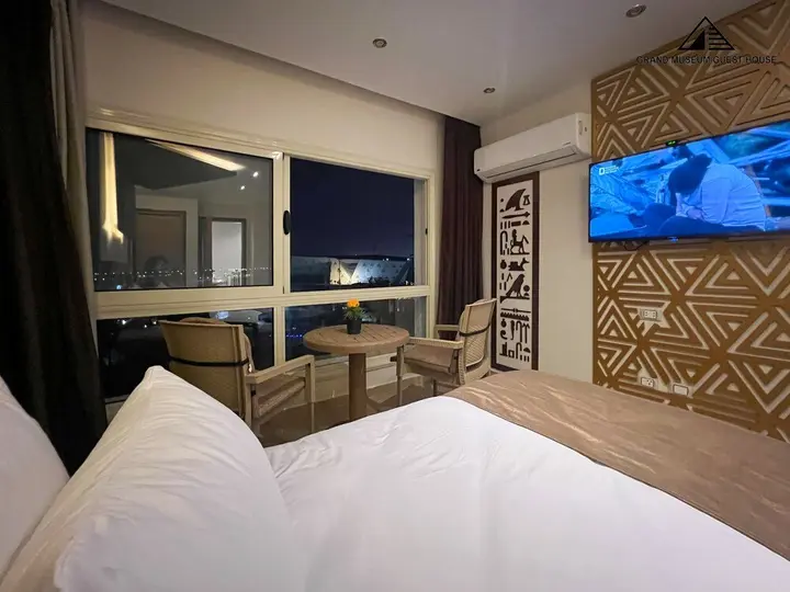 Гиза: Grand Museum Guest House pyramids view