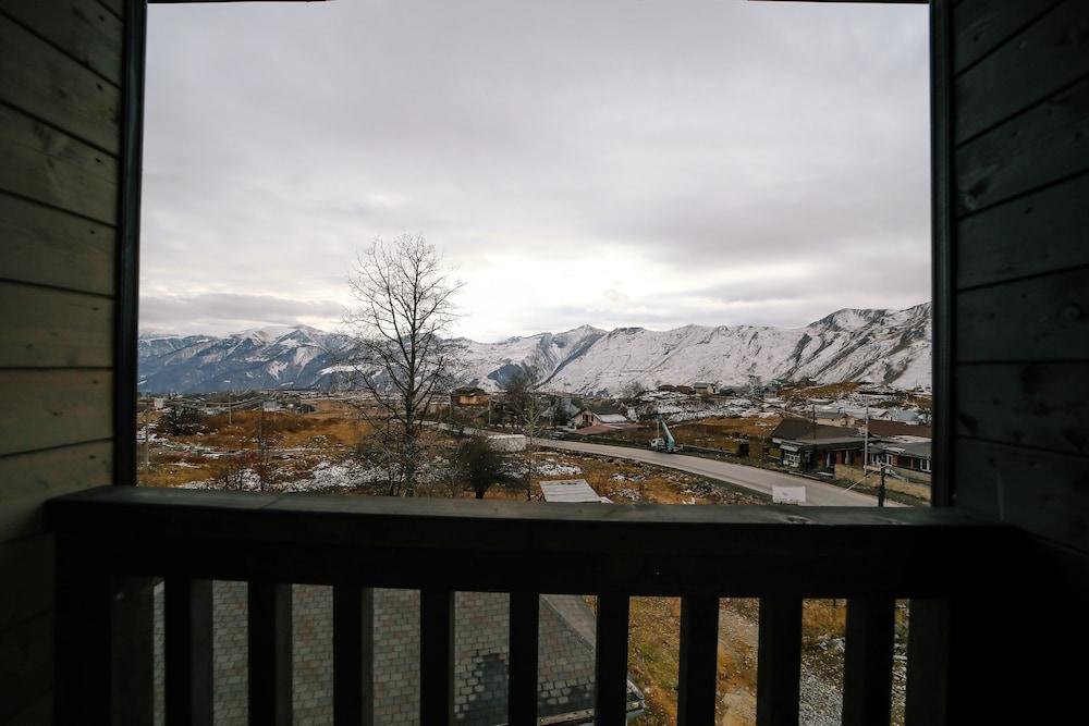 Гудаури: hotel Qumli