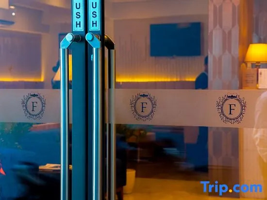 Северный атолл Мале: Hotel Flora