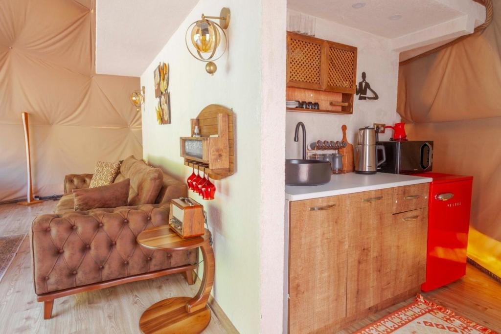 Сакарья: Enchanting Dome With Private Pool in Sapanca