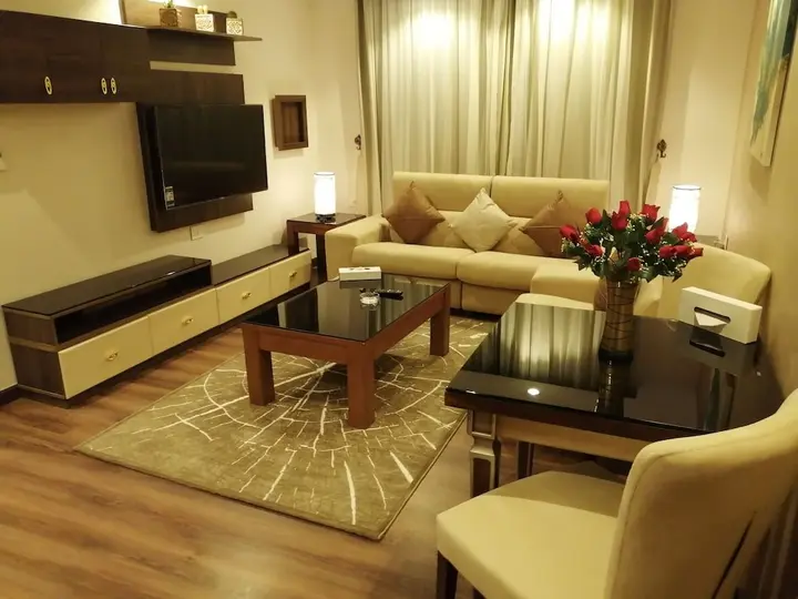 Гиза: Cairo Taj Dokki Hotels & Suites