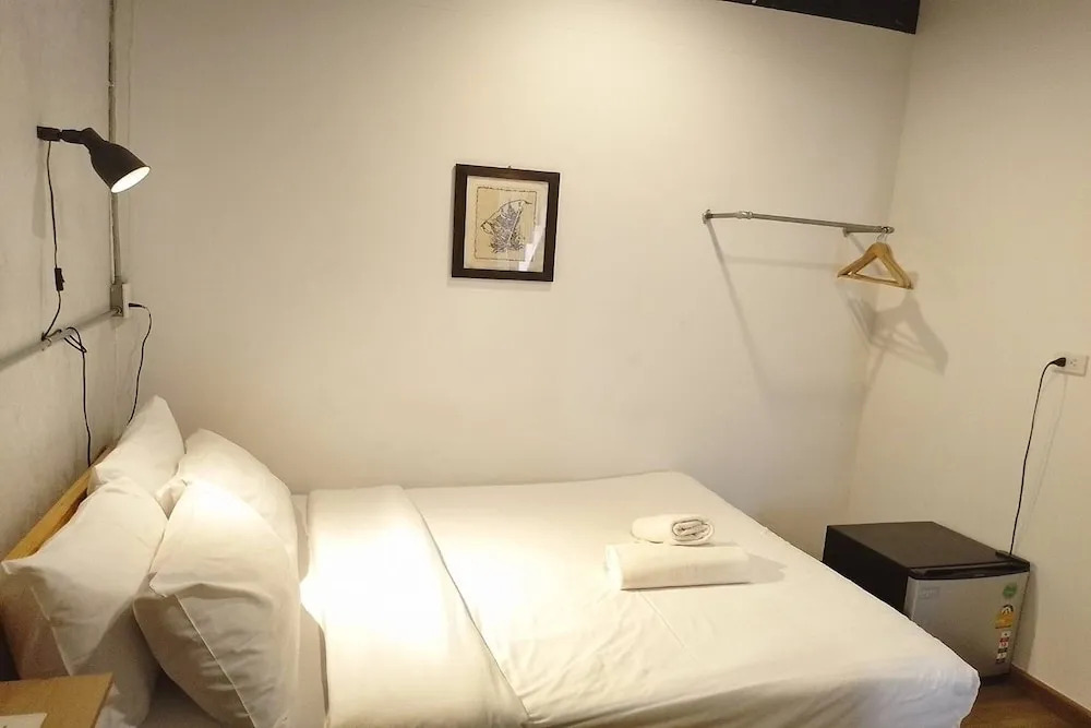 Бангкок: ORA Hostel Bangkok