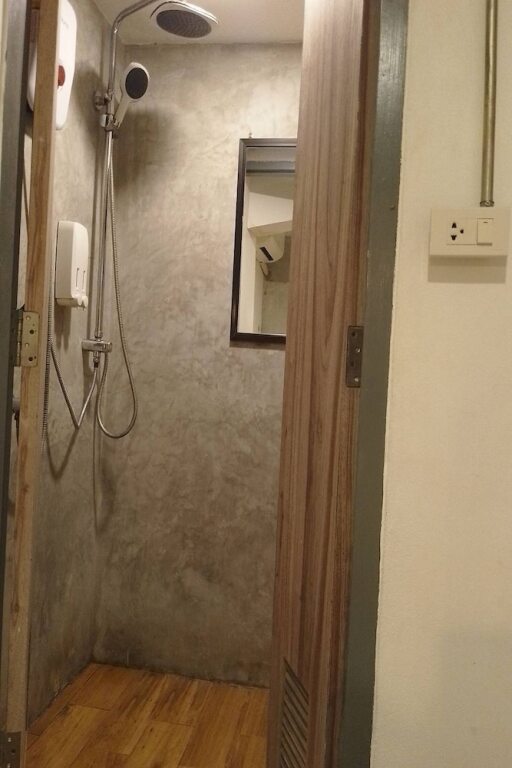 Бангкок: ORA Hostel Bangkok