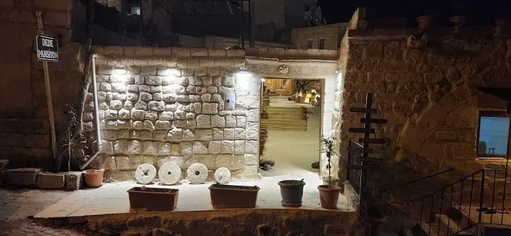 Ургуп: Dede Cave Hotel