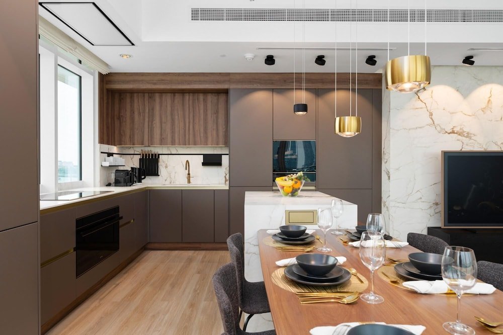 Дубай: Deluxe 3BR Apt w Dubai Marina Vws Beach Access