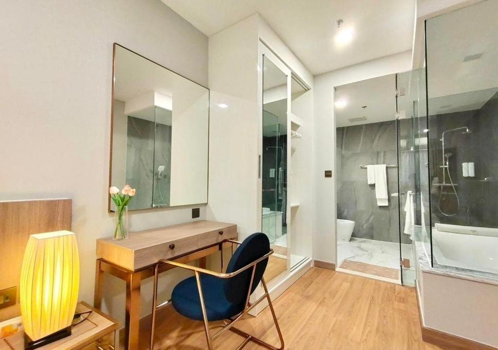 Чиангмай: Astra Sky River