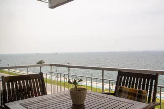 Измир: Furnished Stylish Sea View Flat in Izmir Konak